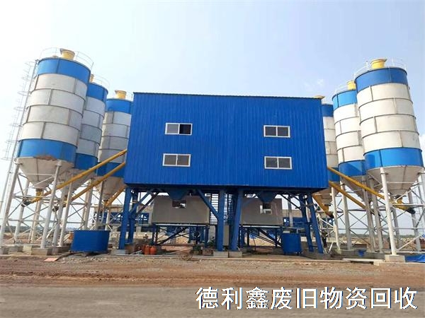 二手水泥罐回收，散裝水泥倉(cāng)回收，攪拌站設(shè)備回收